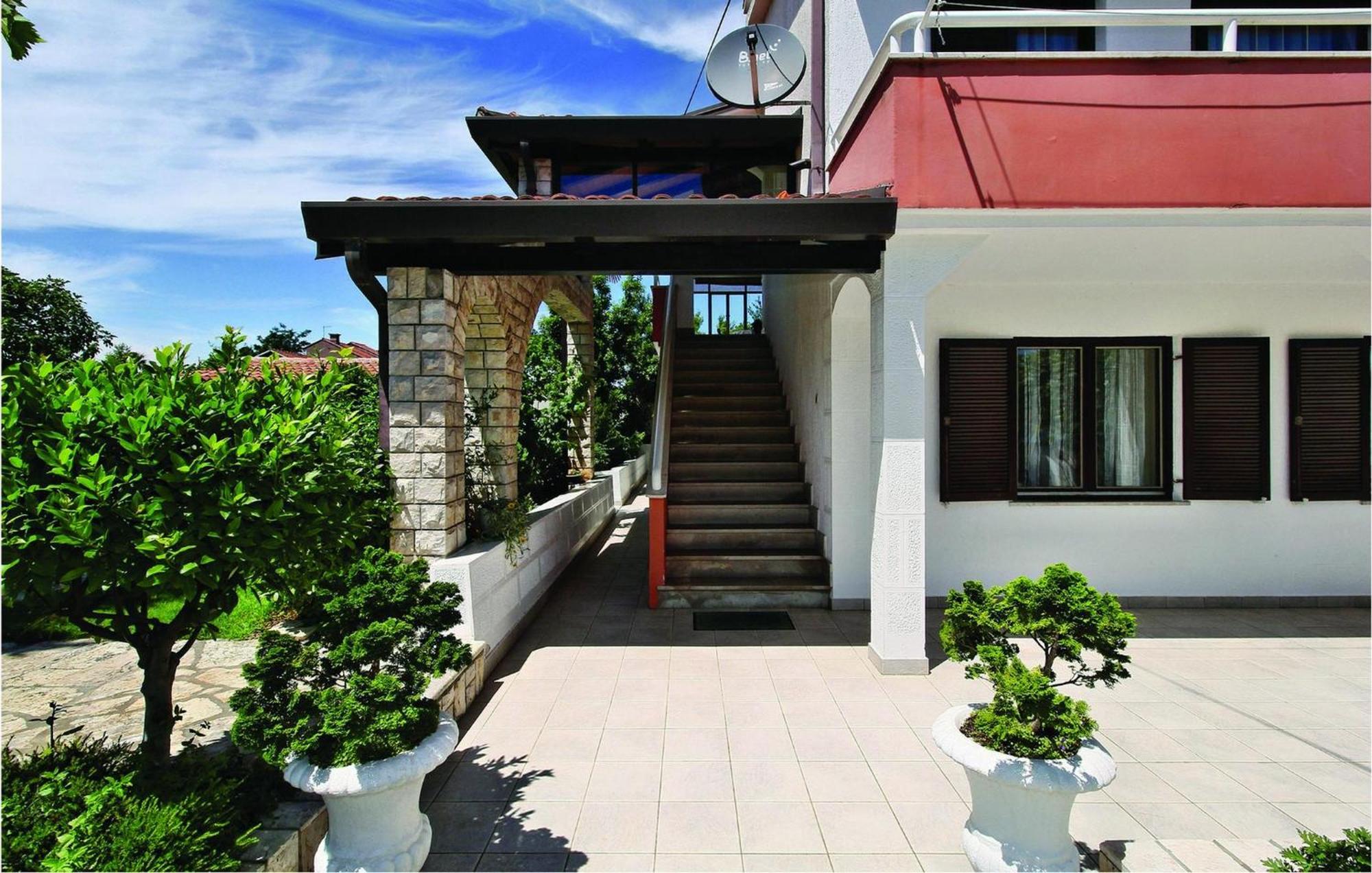 2 Bedroom Beautiful Apartment In Savudrija Apartment