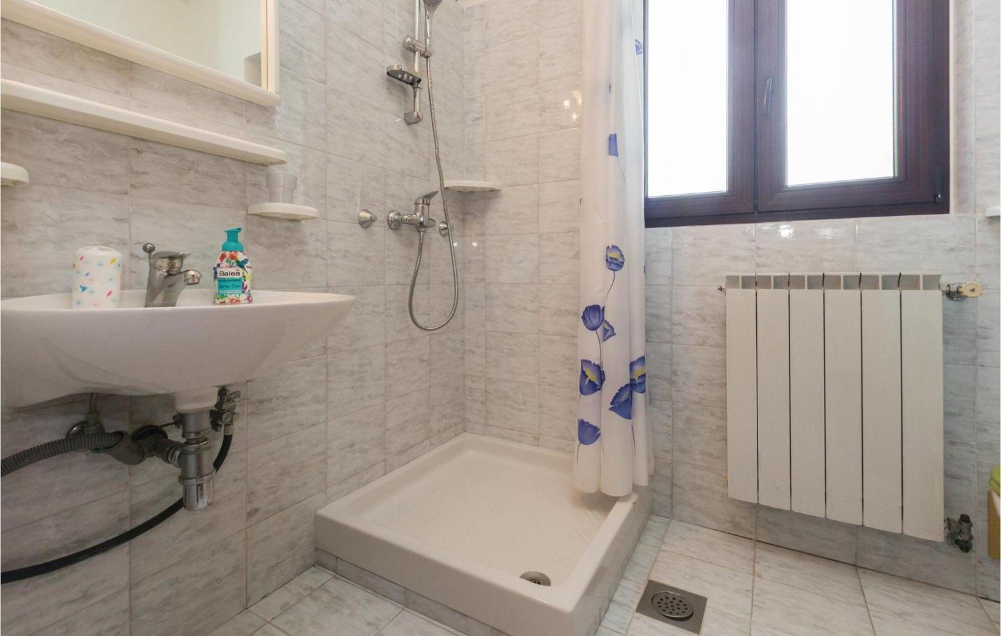 Apartment 2 Bedroom Beautiful Apartment In Savudrija